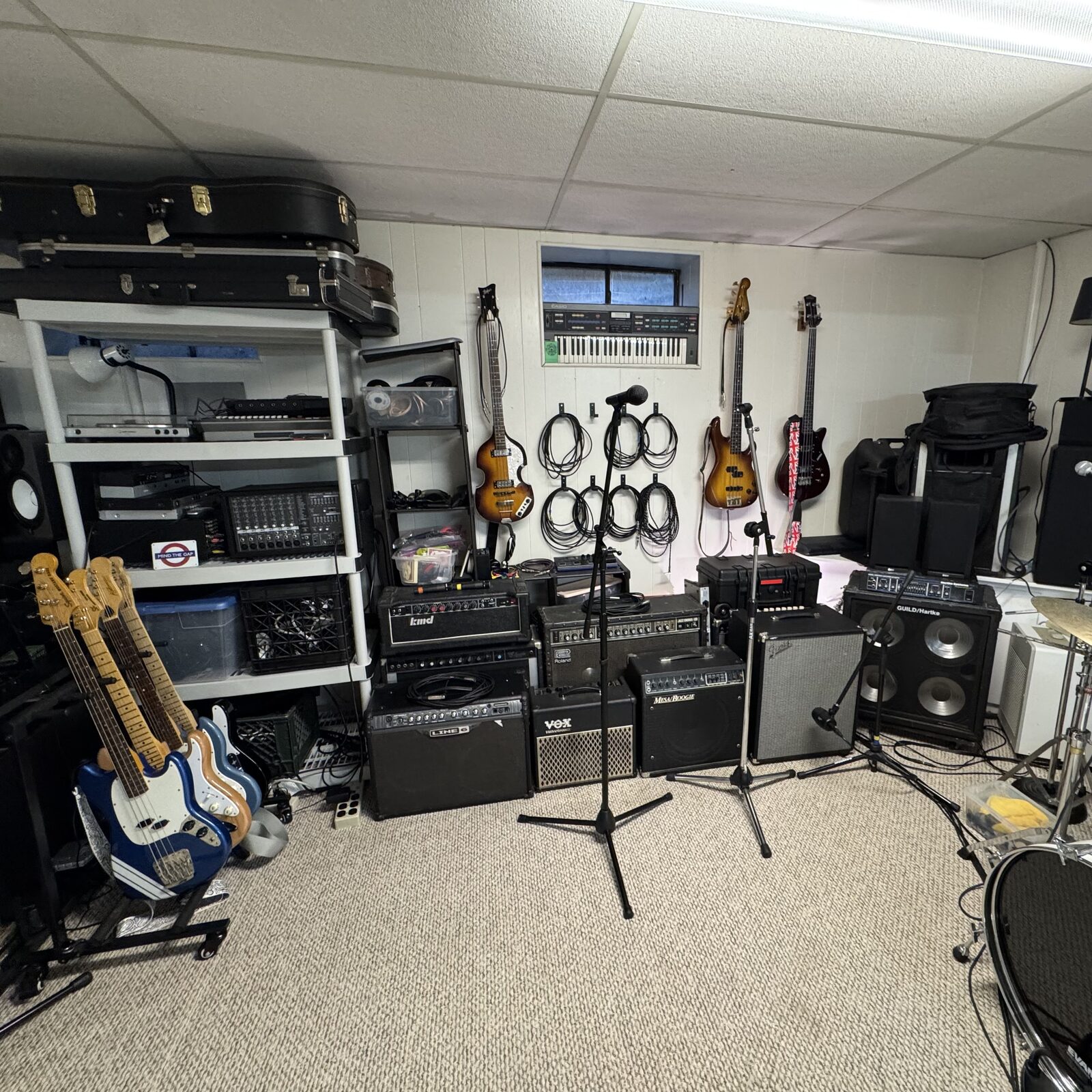 Live tracking room with acoustic treatment